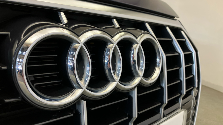 Audi Q3 35 TFSI S Line 5dr Petrol Estate